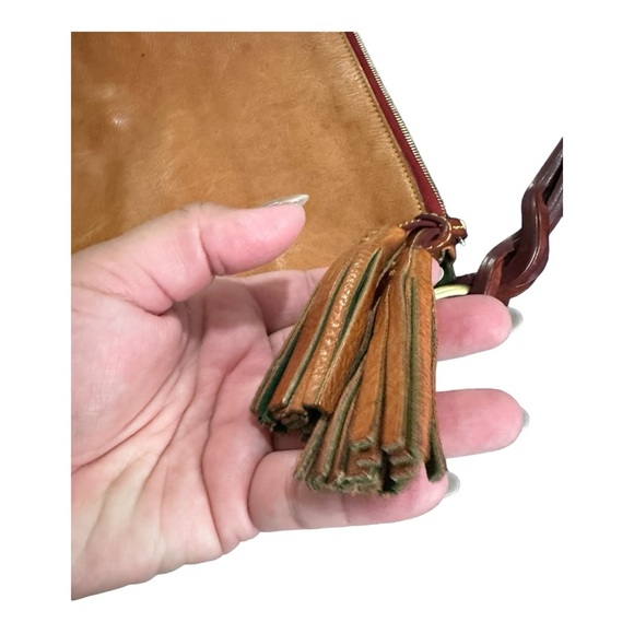 Florentine Twist Strap Hobo - Picture 5 of 11